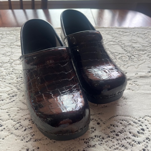 Dansko Clogs. Size EU 39. - Picture 4 of 6